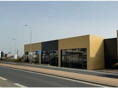 A louer local d'activités 550m² en ZA à Arnas