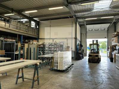 Locaux activités neufs 163m² St-Étienne-la-Varenne