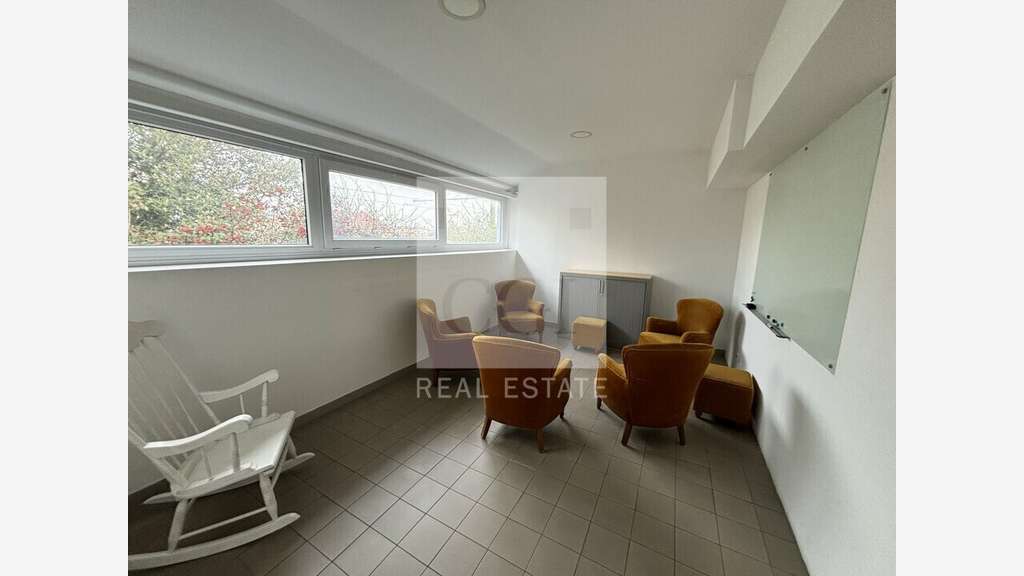 Bureaux dès 120m² à louer parc tertiaire à Bron 