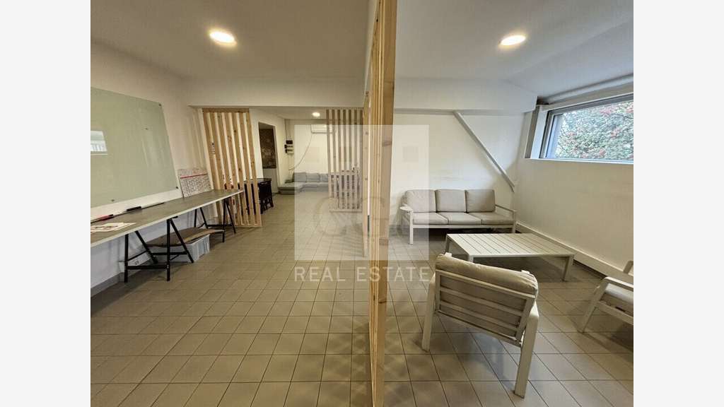 Bureaux dès 120m² à louer parc tertiaire à Bron 