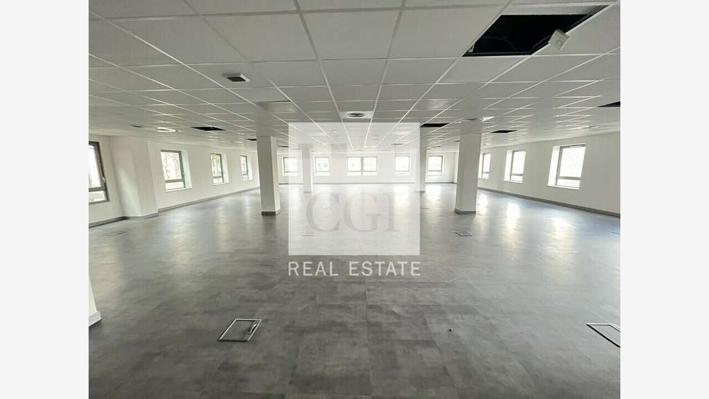 Bureaux 336m² à louer parc tertiaire à Limonest 
