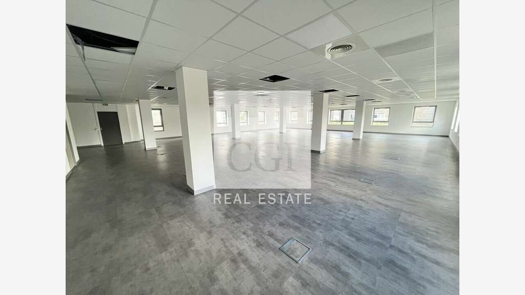 Bureaux 336m² à louer parc tertiaire à Limonest 