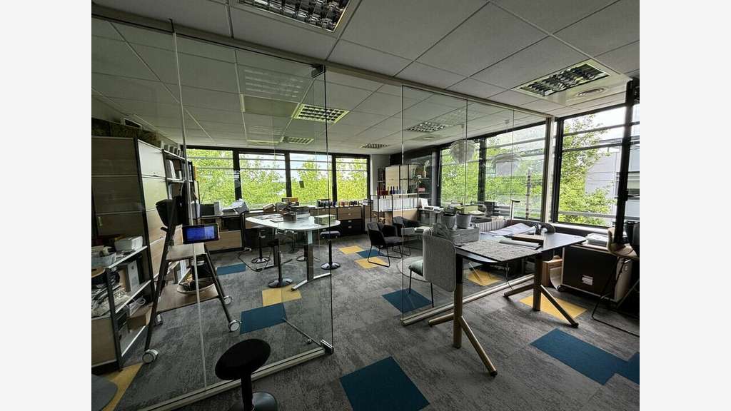 Bureaux 338m² à louer St Priest Parc Technologique