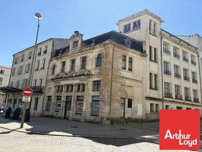 A louer bureaux 422m² à Niort La Brèche