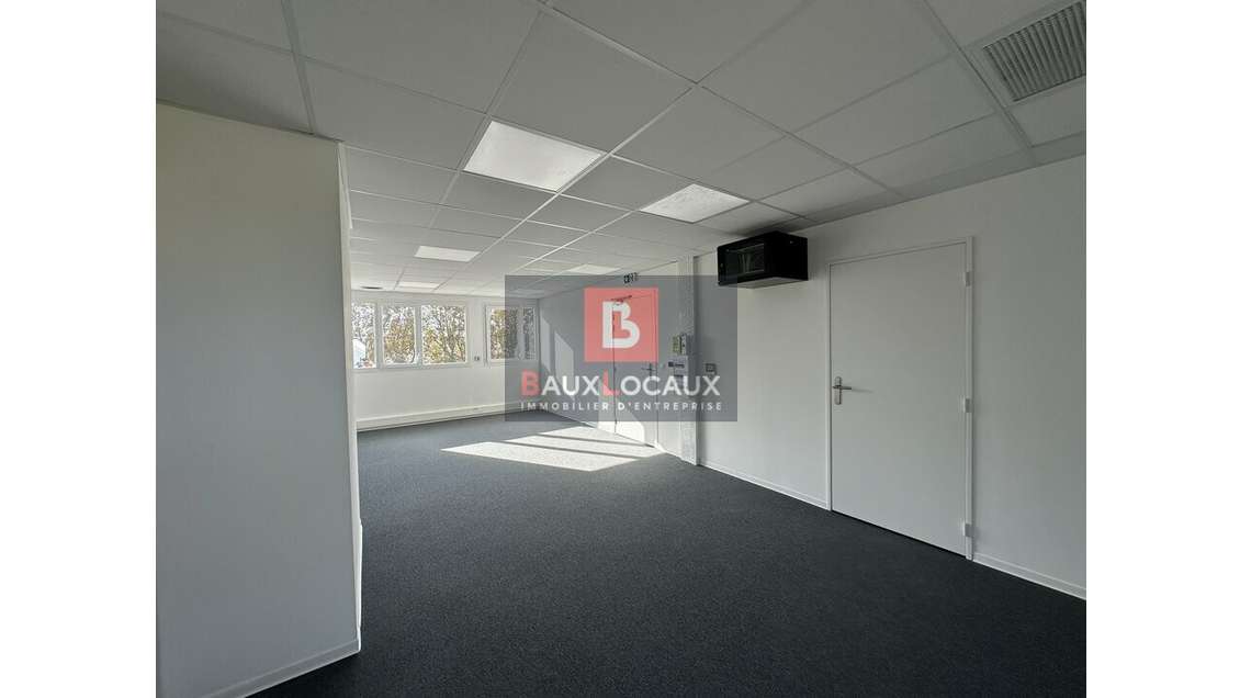 A louer bureaux neufs 66m² à Avignon Fontcouverte 