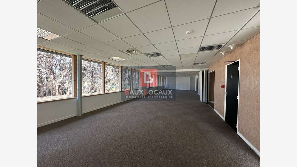 Plateau de bureaux 393m² à louer Avignon Agroparc