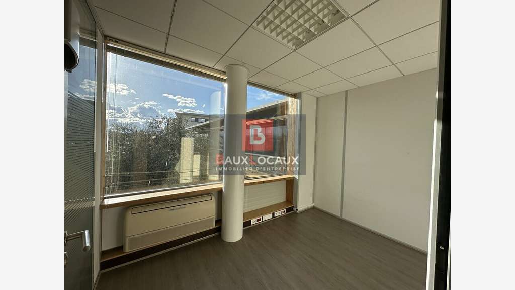 Plateau de bureaux 600m² à louer Avignon Agroparc