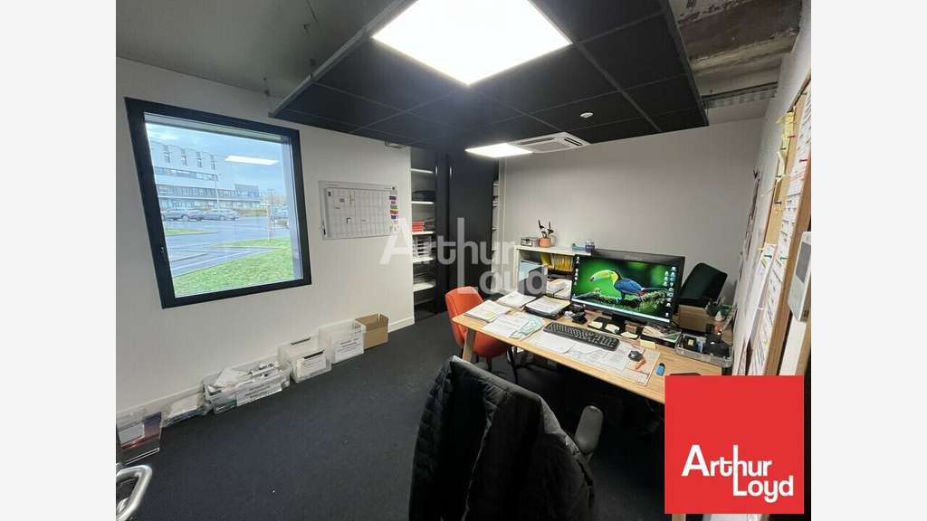 Bureaux 188m² à louer à Poitiers Grand Large
