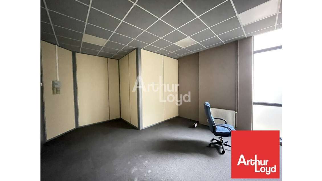 A louer bureaux 29m² RDC à Chasseneuil Futuroscope