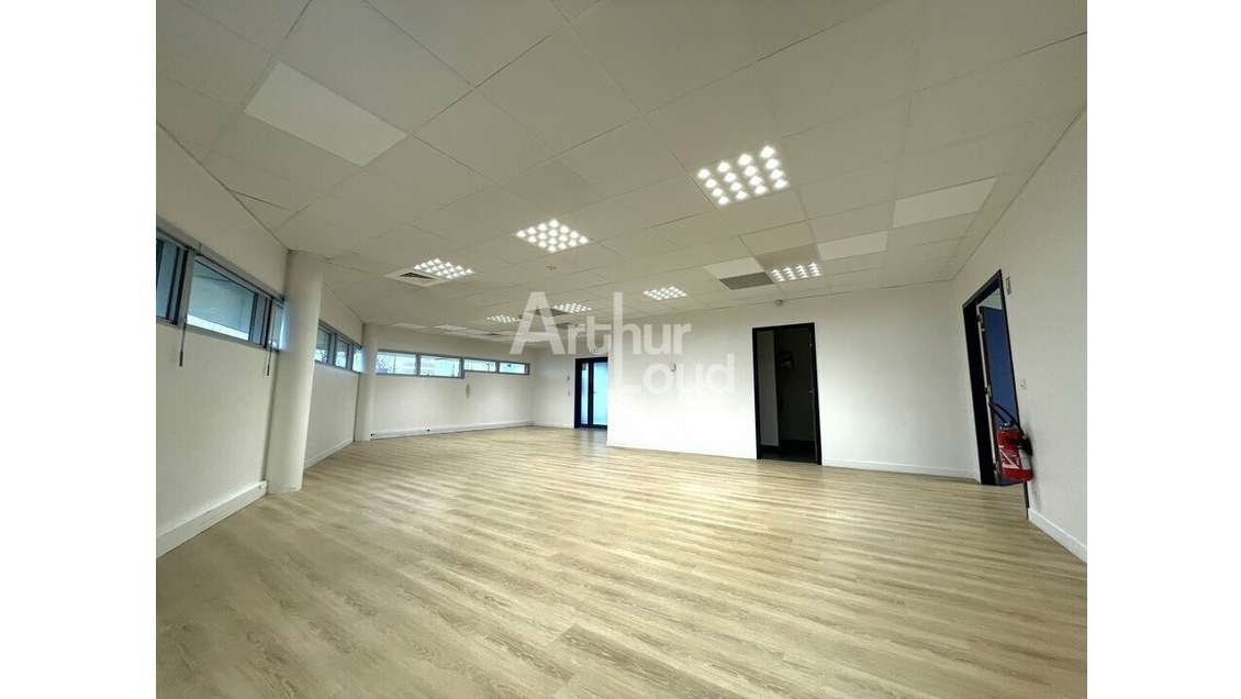 Bureaux 159m² à louer Technopole du Futuroscope