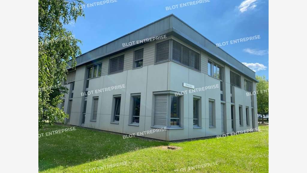 A louer bureaux 962m² à Saint Herblain Moulin Neuf