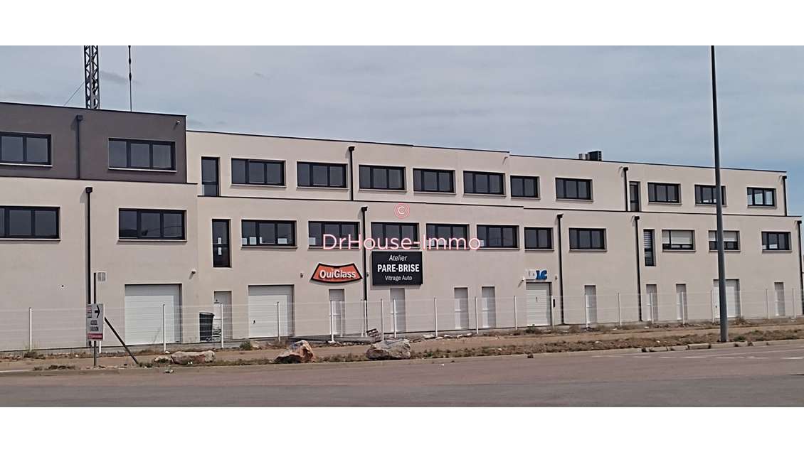 A louer bureau aménagé en ZRR à Claira