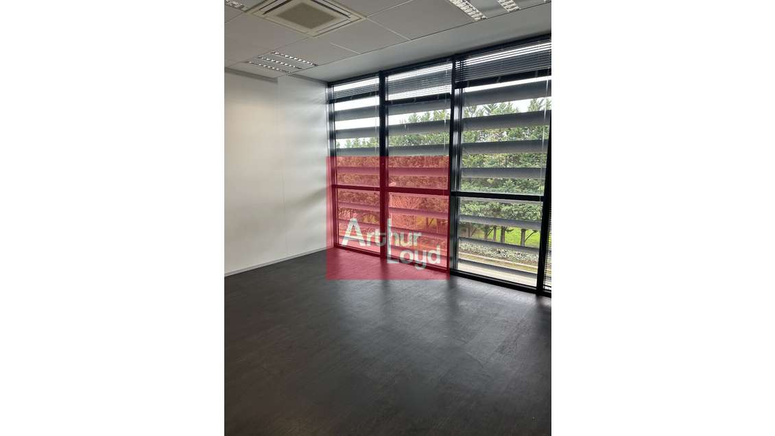 A louer plateaux de bureaux divisibles à Agen