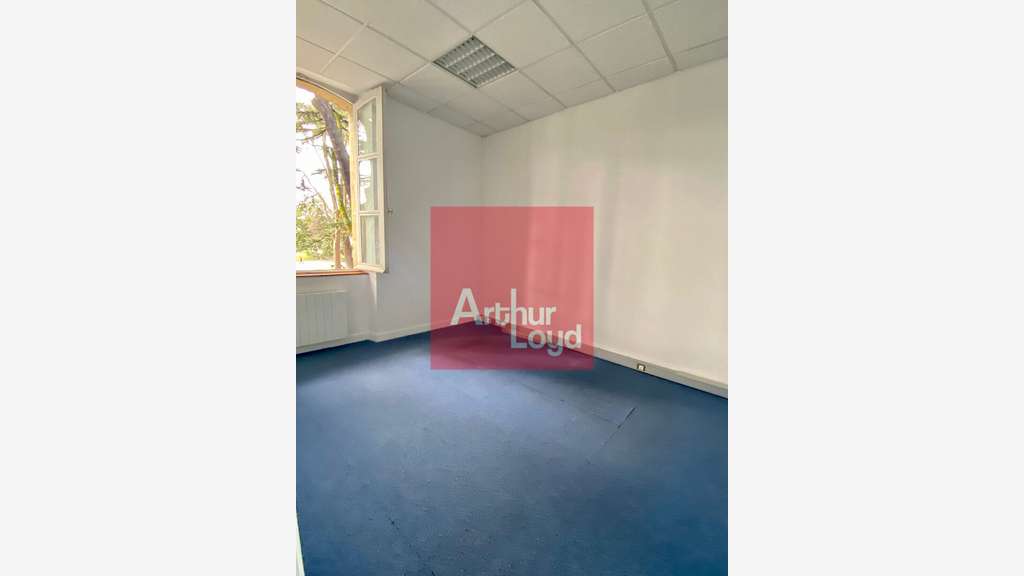 Loue bureaux de caractère 180m² centre-ville Agen