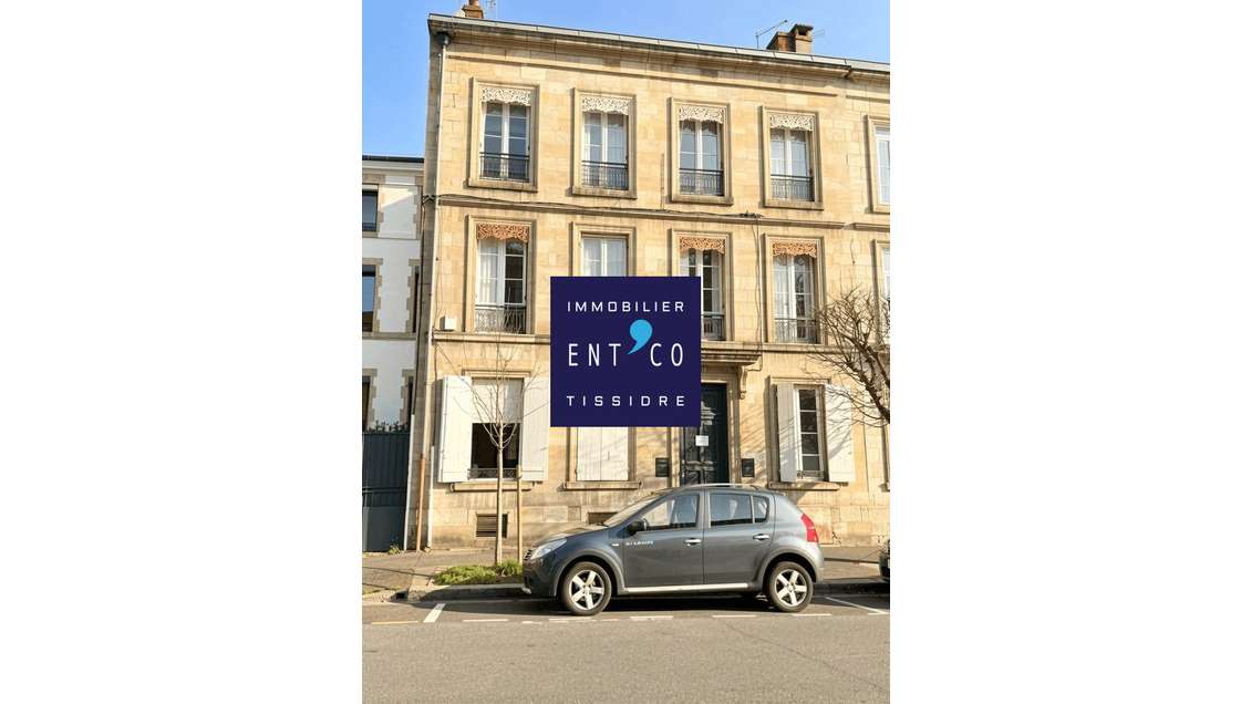 Bureaux d'exception 246m² à louer à Agen