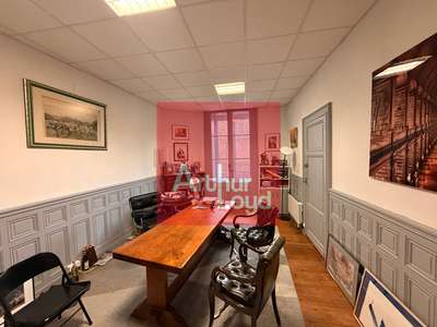 Loue bureaux de caractère 246m² empl strat à Agen
