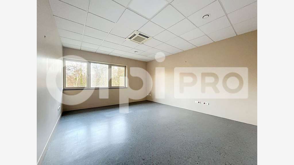 Plateau de bureaux 210m² à louer à Agnetz