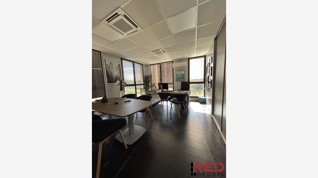 Bureau 300m² à louer Aix en Provence Parc d'Ariane