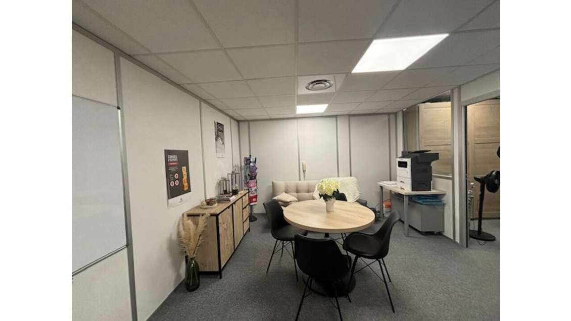 Bureaux 50m² à louer à Aix-en-Provence 