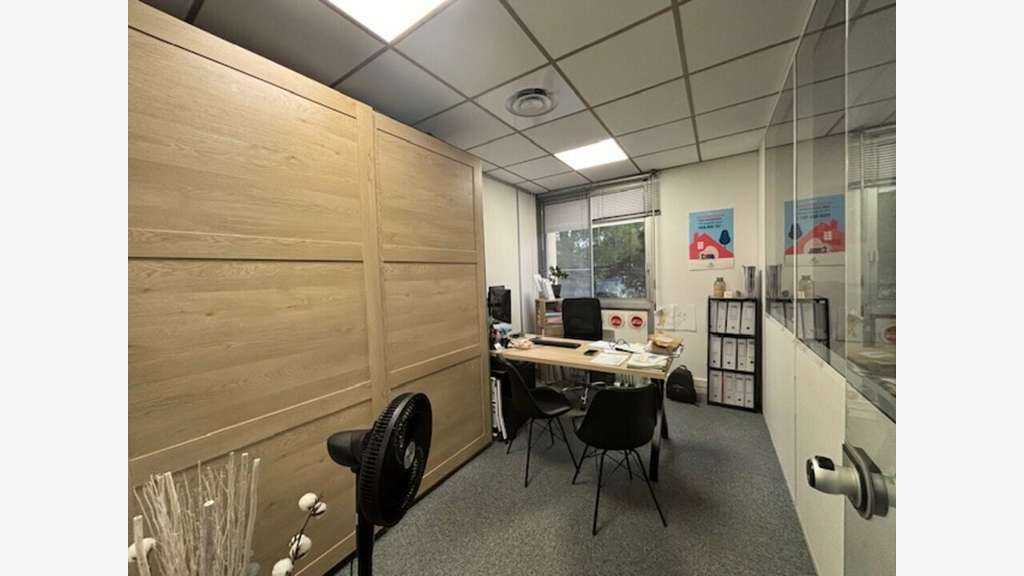 Bureaux 50m² à louer à Aix-en-Provence