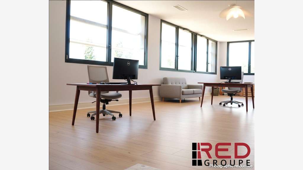 Bureau 105m² R+2 à louer au sud d'Aix en Provence