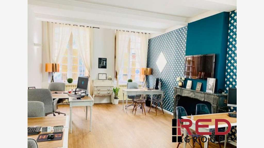 Location local professionnel de 73m² à Aix Centre