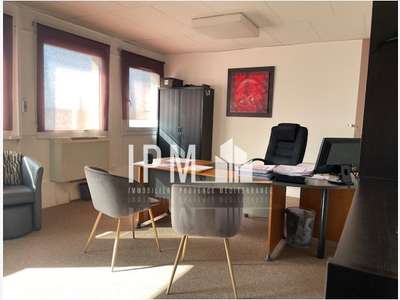 Bureaux à louer 193m² à Aix Encagnane
