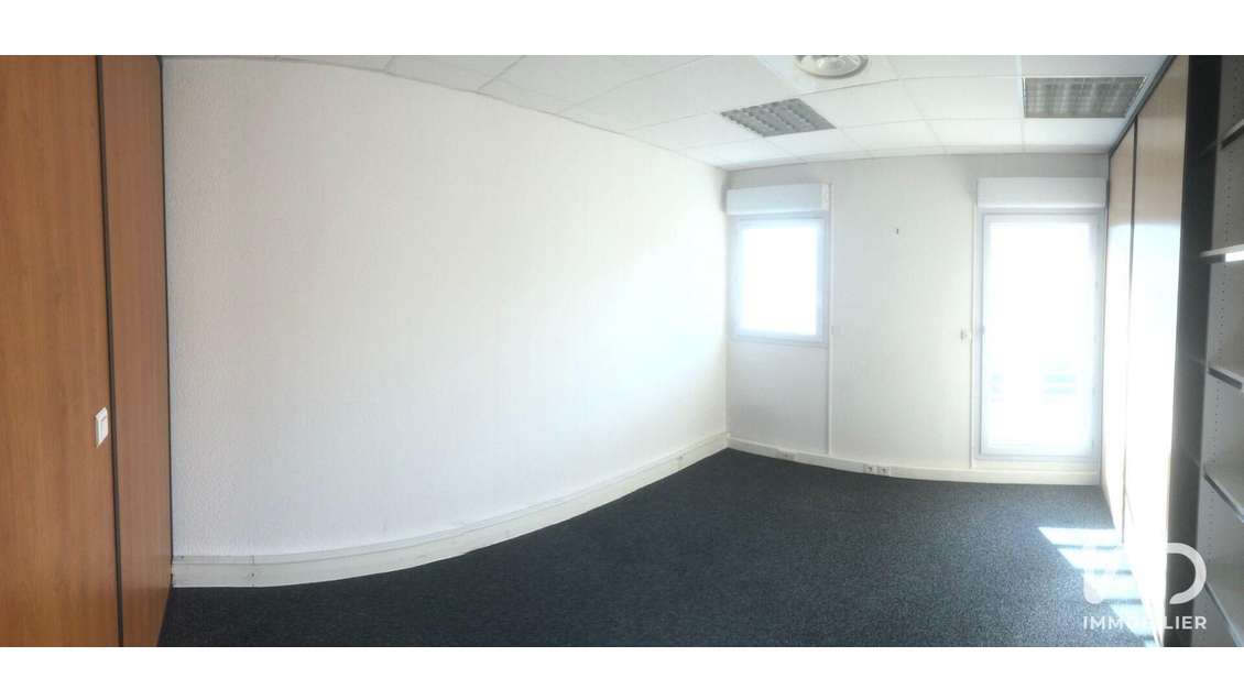 A louer bureau 20m² avec parking Aix-en-Provence