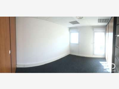A louer bureau 20m² avec parking Aix-en-Provence
