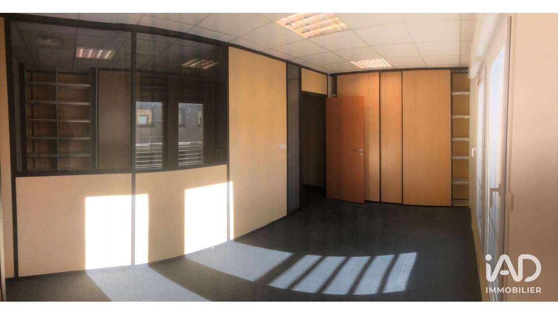 A louer bureau 20m² au 1er étage à Aix-en-Provence