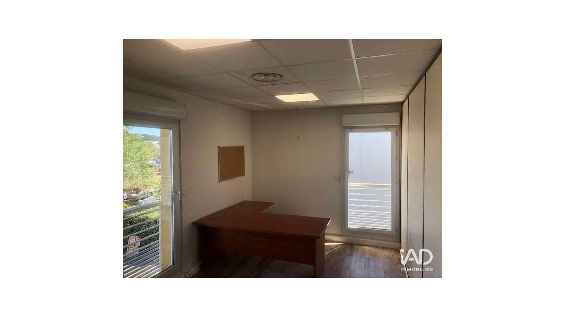 A louer bureau 18m² R+1 à Aix-en-Provence