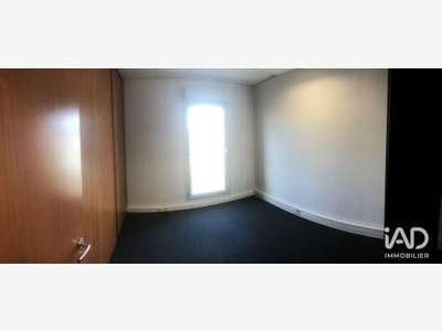 A louer bureau de 12m² en R+1 à Aix-en-Provence