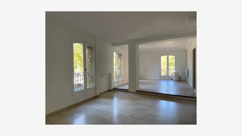 Bureaux de 200m² à louer Aix en Pce Rotonde 13080 
