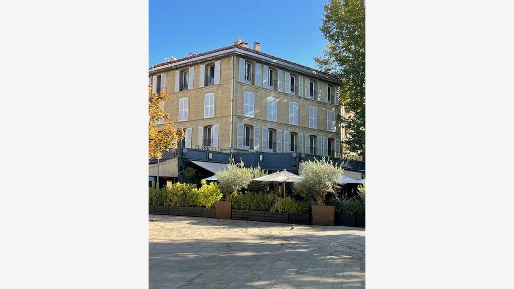 Bureaux de 200m² à louer Aix en Pce Rotonde 13080 