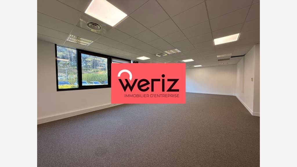 Bureaux 72m² RDC à louer Pole d'activités à Aix