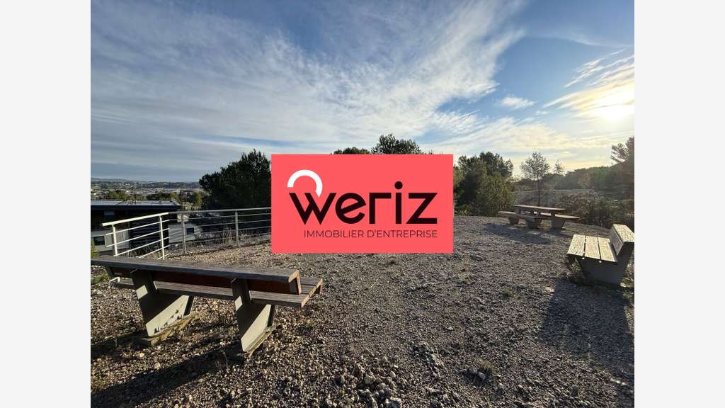 Bureaux 72m² RDC à louer Pole d'activités à Aix