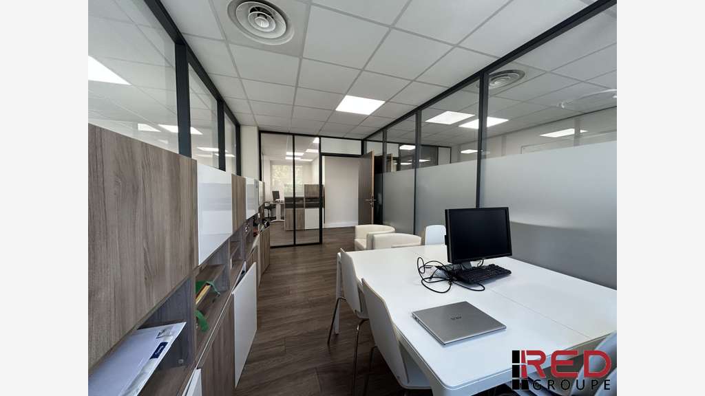 A louer bureau lumineux de 106m² à Aix-en-Provence