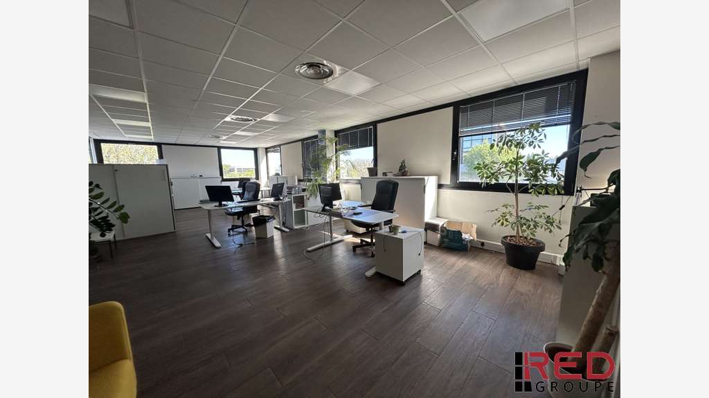A louer bureau lumineux de 106m² à Aix-en-Provence