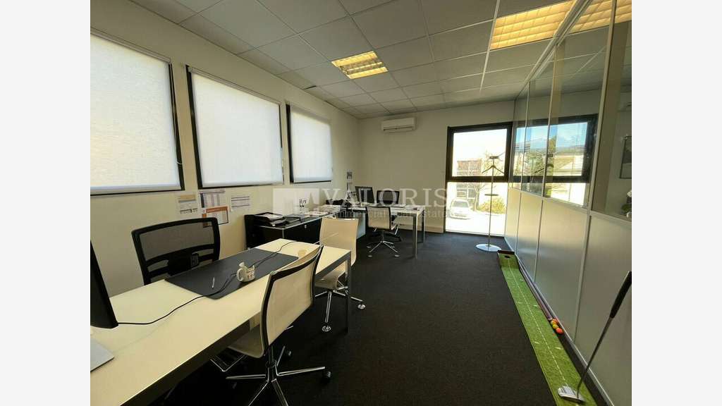 Bureaux à louer dans parc arboré Aix-en-Provence 