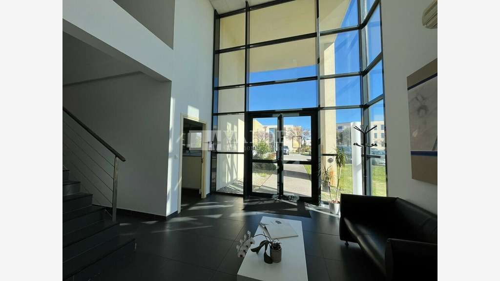 Bureaux à louer dans parc arboré Aix-en-Provence 