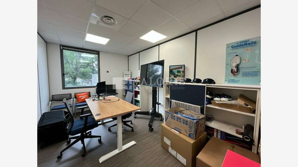 Bureaux 304m² à louer à Aix-en-Provence