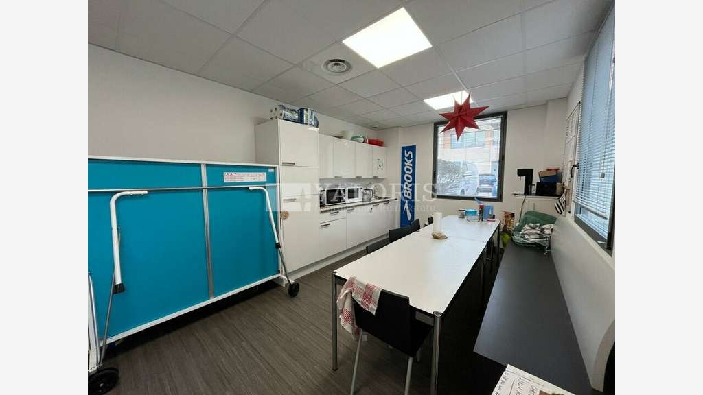 Bureaux 304m² à louer à Aix-en-Provence