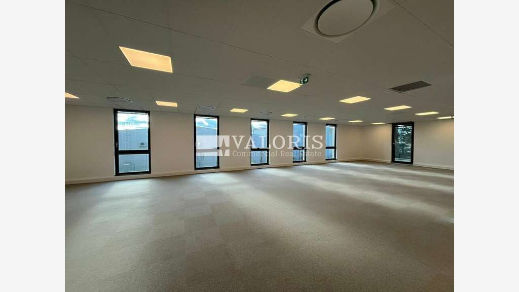 Bureaux neufs à partir de 186 m² à louer ZI Milles