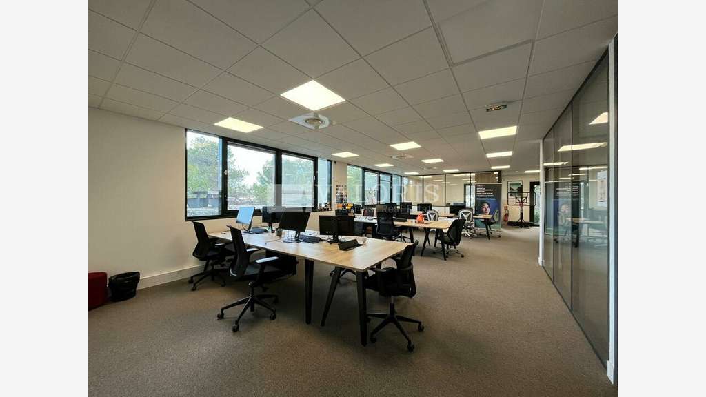 AIX EN PROVENCE - BUREAUX à louer