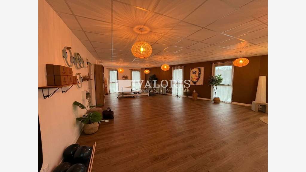 Bureaux 73m² à louer à Aix zone des Milles