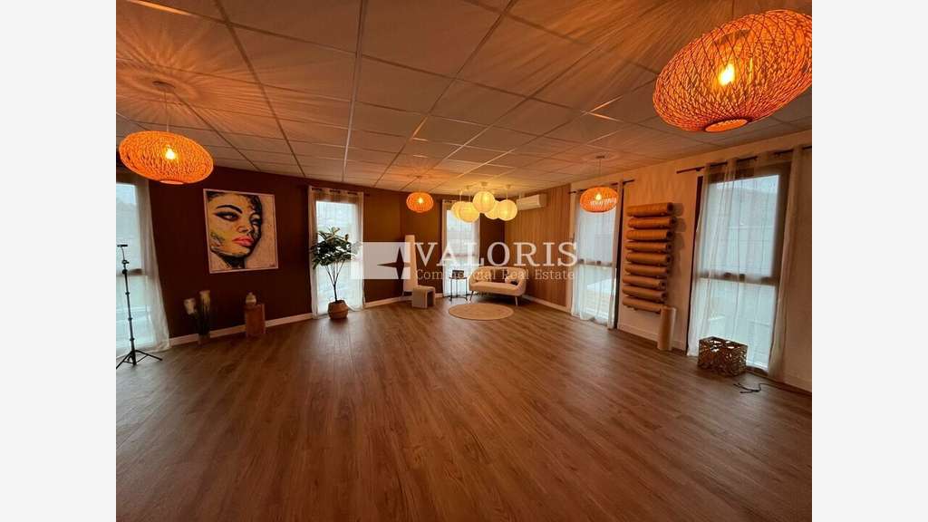 Bureaux 73m² à louer à Aix zone des Milles