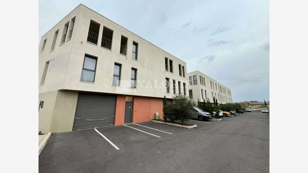 Bureaux 73m² à louer à Aix zone des Milles