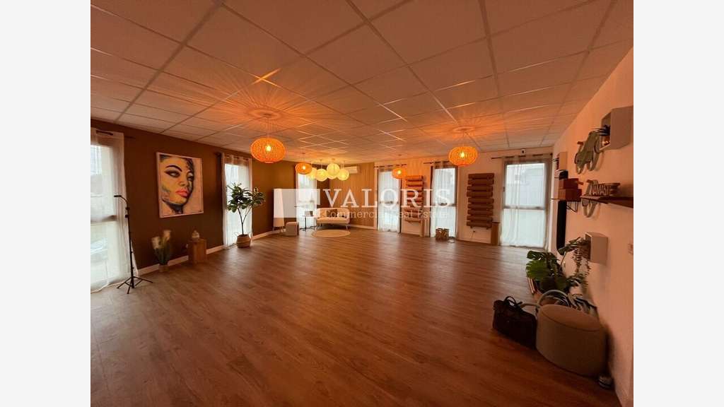 Bureaux 73m² à louer à Aix zone des Milles