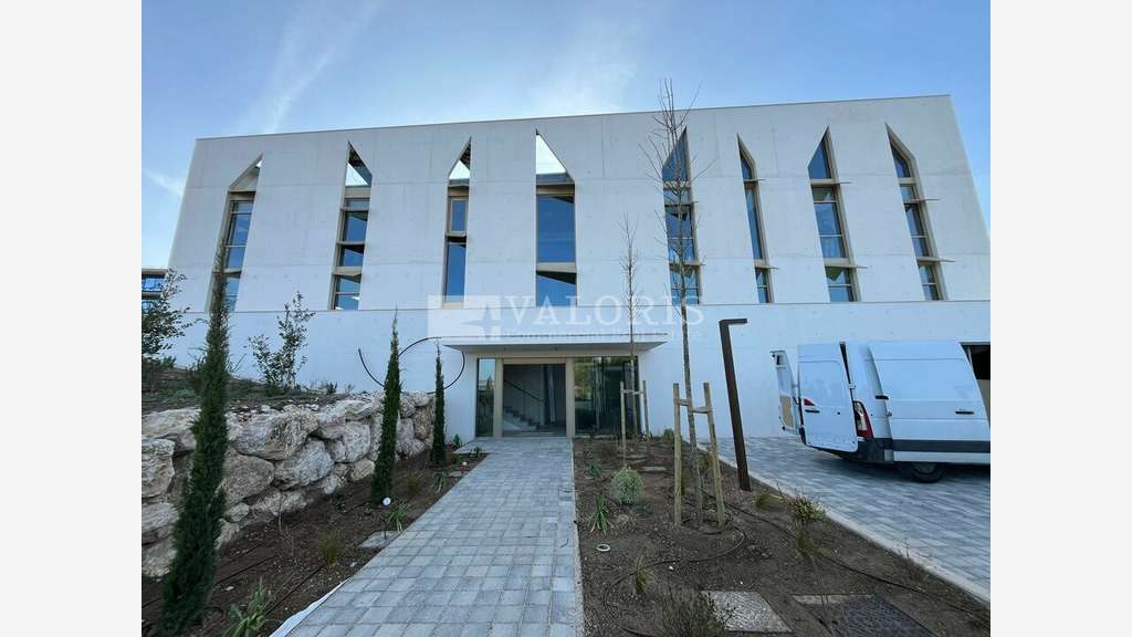 Bureaux 110m² haut standing à louer Aix la Duranne