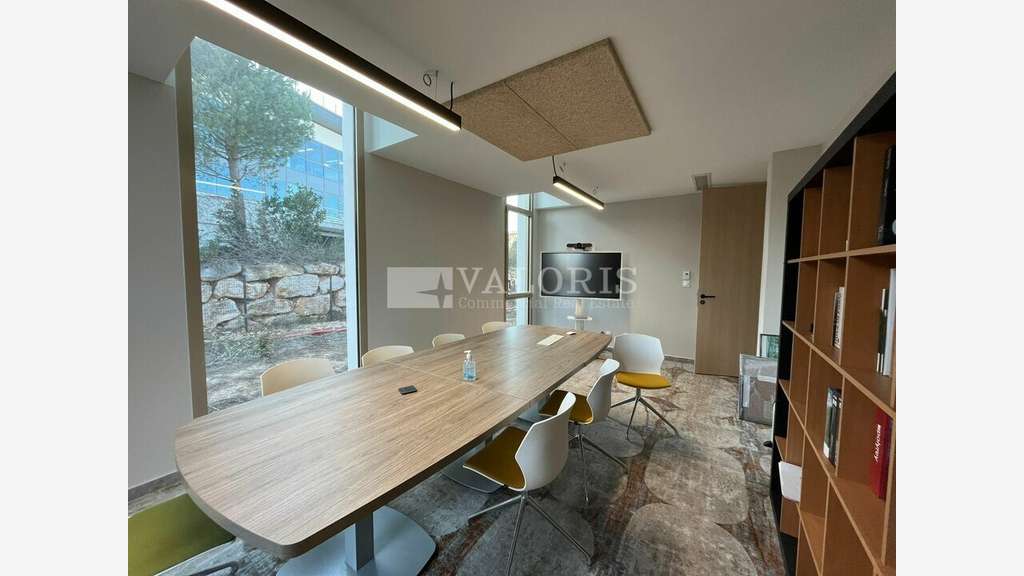 Bureaux 110m² haut standing à louer Aix la Duranne